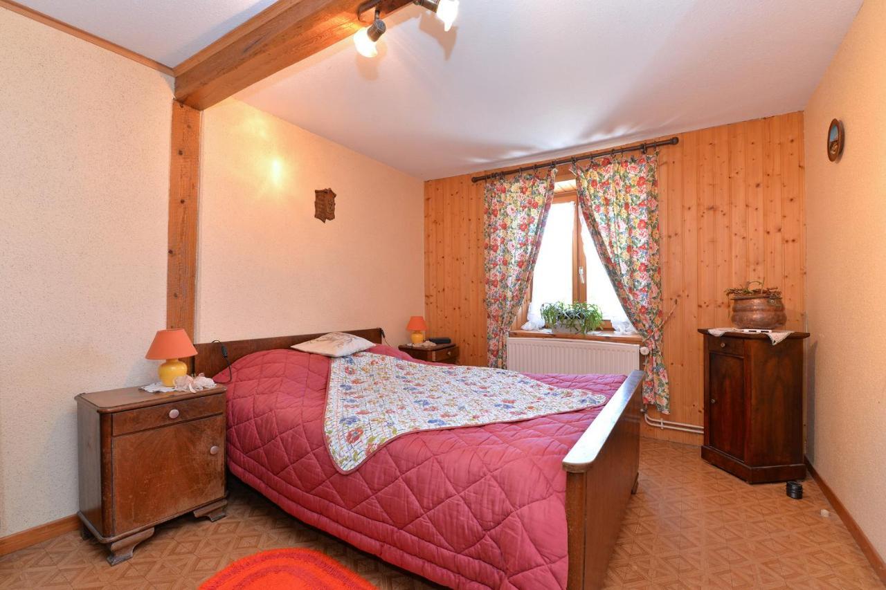 Gites Ou Chambres D'Hotes A La Ferme Orbey Exterior foto